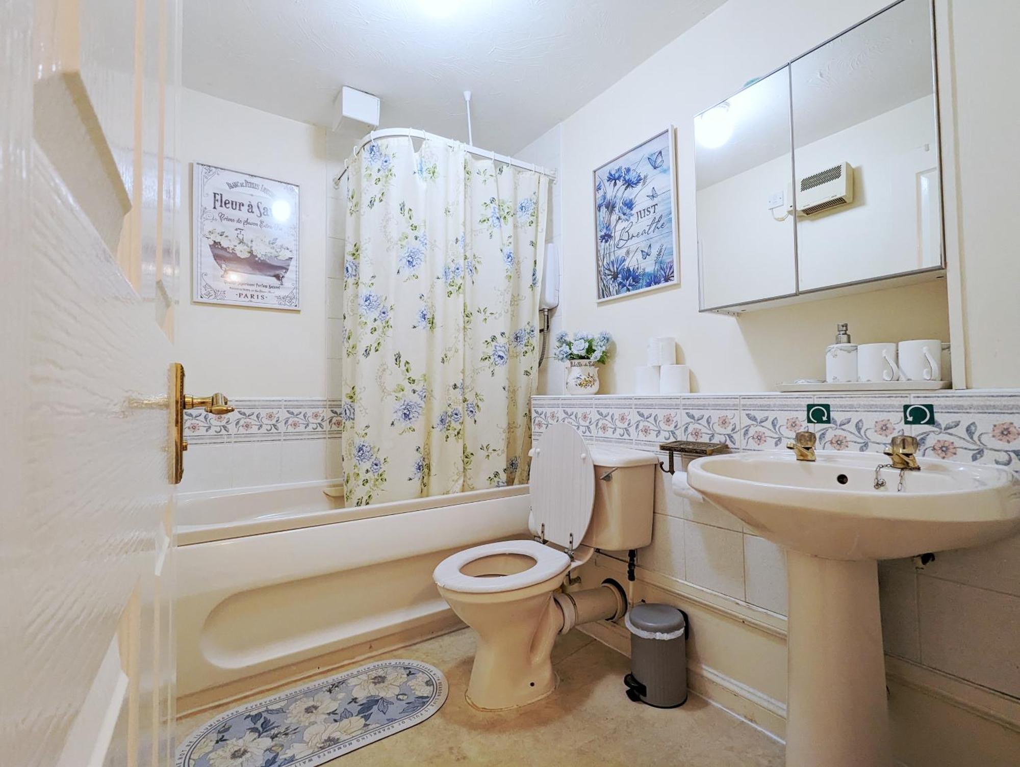 City Centre Vintage Theme Guest Rooms Free Parkin Λίβερπουλ Εξωτερικό φωτογραφία